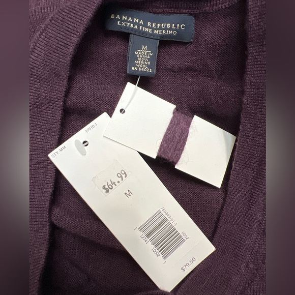 Banana Republic Merino Wool Argyle‎ V Neck Pullover Sweater - Picture 5 of 7